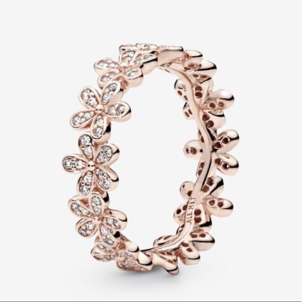 $125 NEW Pandora Daisy Flower Ring